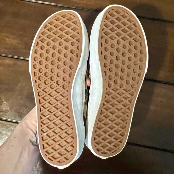 Vans Camo Print Low-Top Sneakers – US Kids Size 2 - Picture 6 of 7